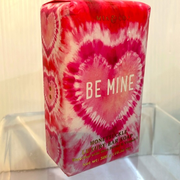 NWT Mia & Co Valentine 💘 Honeysuckle Luxury Bar Soap Shea Butter Large 10.58 Oz - Picture 11 of 13